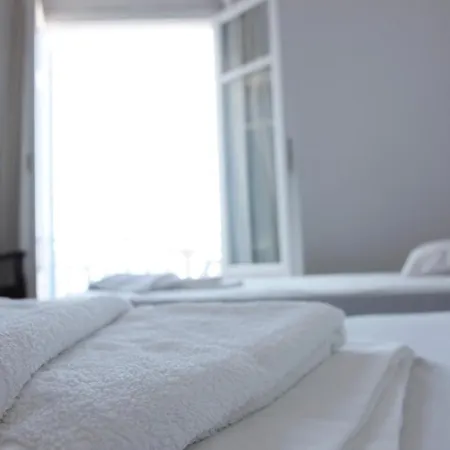 Cavos Beatnik Hotell 2*