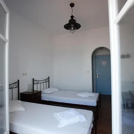 Cavos Beatnik 2* Naousa (Paros)