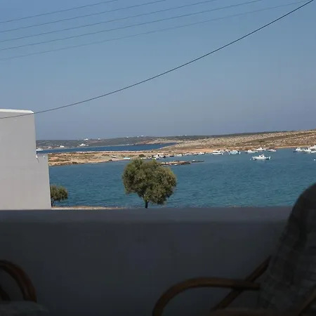Cavos Beatnik Naousa (Paros)